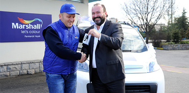 ClubCard sahibi boya ustası Fiat Fiorino kazandı