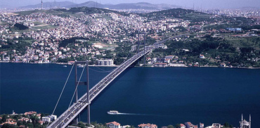 Ulaşım projeleri İstanbul'da fiyatları yüzde 30 artırdı