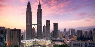 Dünyanın en yüksek ikiz gökdeleni: Petronas
