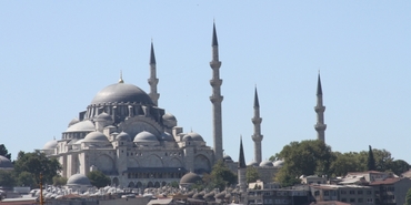Süleymaniye Camii mi büyük, Çamlıca mı?