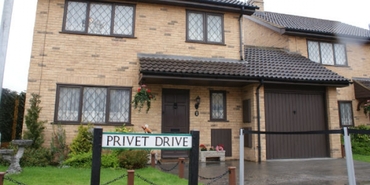 Harry Potter'ın evi satıldı