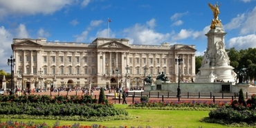 Buckingham Sarayı 10 yıl restore edilecek