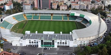 Bursa Atatürk Stadyumu meydana dönüşüyor