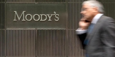 Moody's 14 Türk bankasının görünümünü negatife çekti